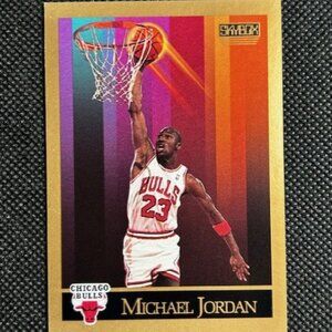 1990-91 Skybox - #41 Michael Jordan Chicago Bulls MVP GOAT